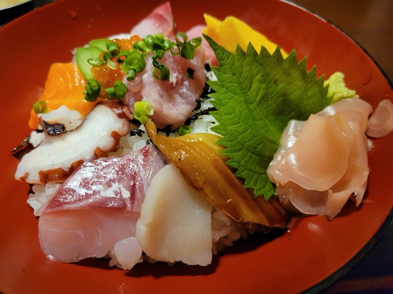 海鮮丼